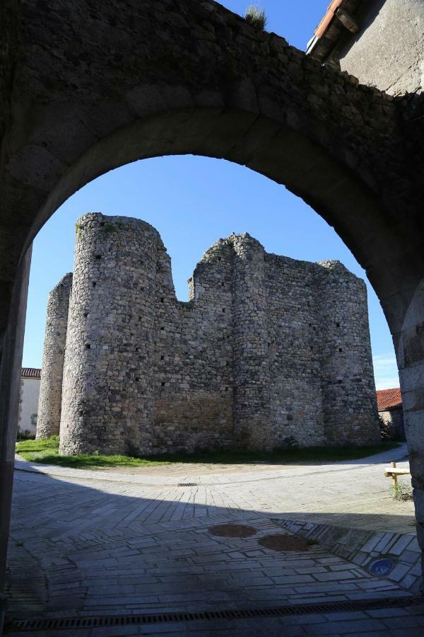 Вілла Le Logis Du Prieure Les Chatelliers-Chateaumur Екстер'єр фото